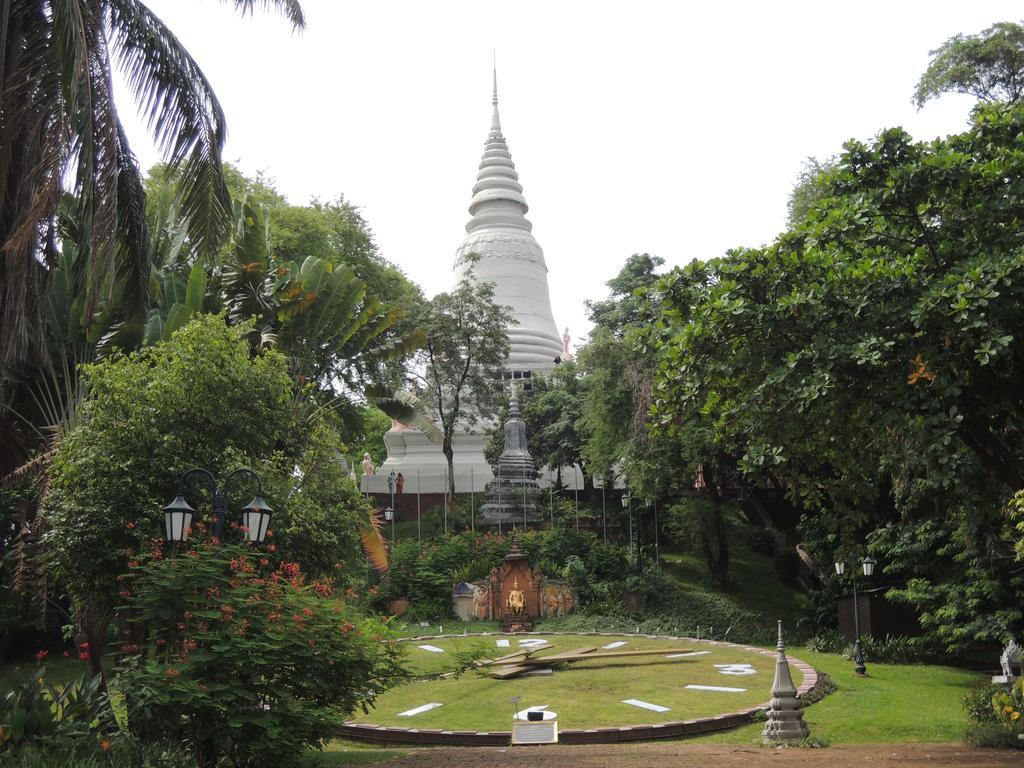 Discovery Hotel Phnom Penh Luaran gambar