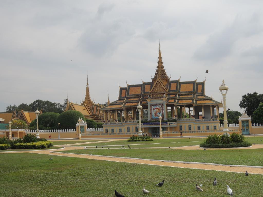 Discovery Hotel Phnom Penh Luaran gambar