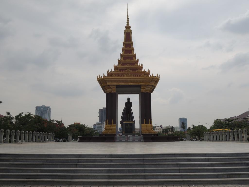 Discovery Hotel Phnom Penh Luaran gambar