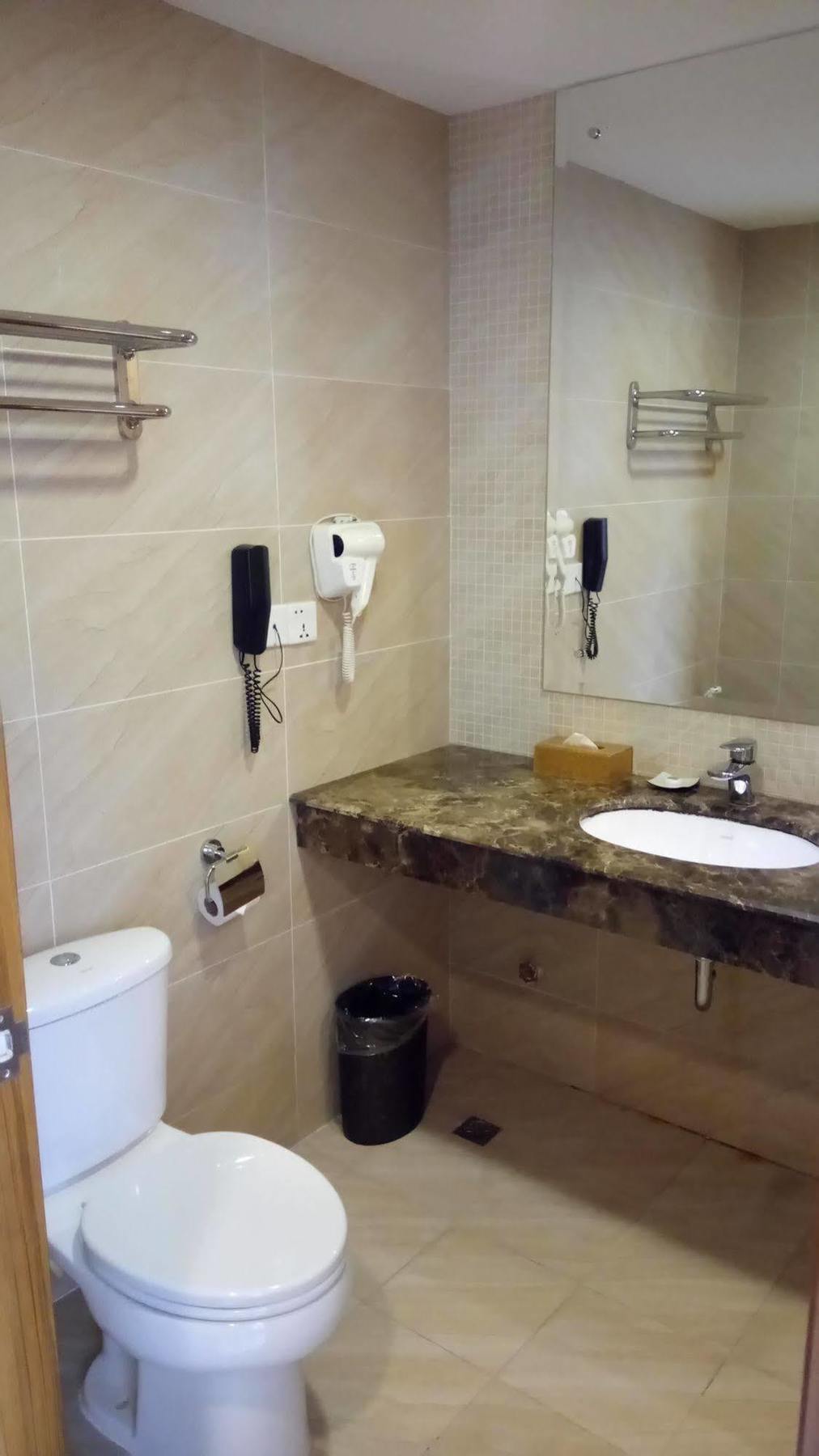 Discovery Hotel Phnom Penh Luaran gambar